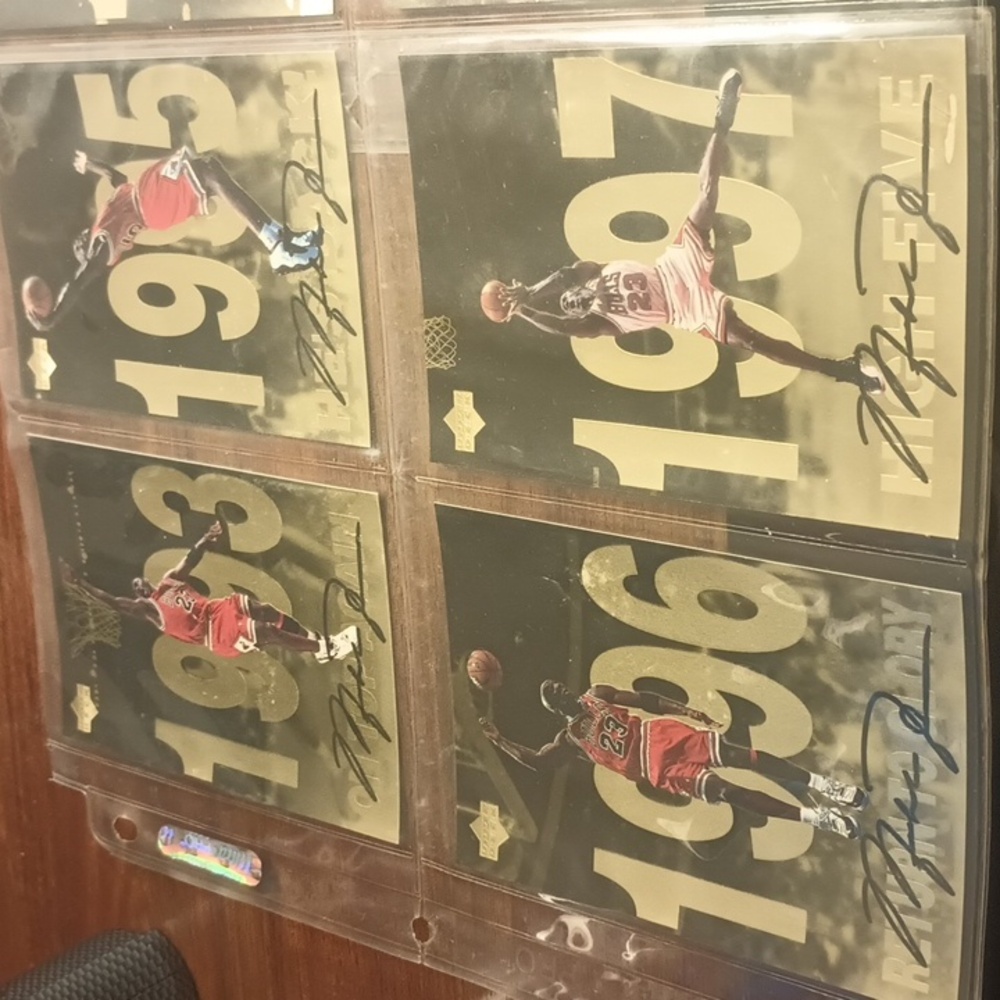 1998 Upper Deck Michael Jordan Gold Jumbo Card Complete Set of 12